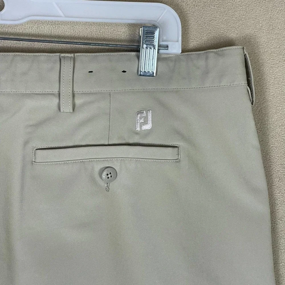 FootJoy Shorts Adult Extra Large Tan Golf‎ Golfing Rugby Logo Mens